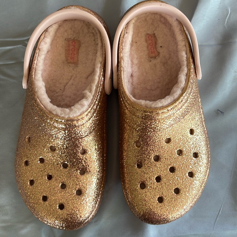Size 5 kids Rosegold Sparkle Fuzzy Crocs
